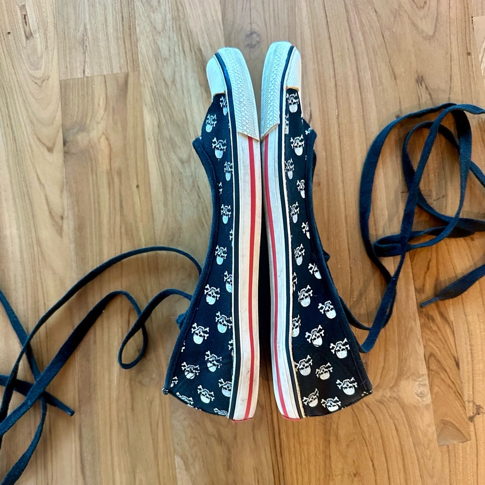 Super Rare Report Lace-Up Skull Y2K Sneakers - Picture 7 of 16